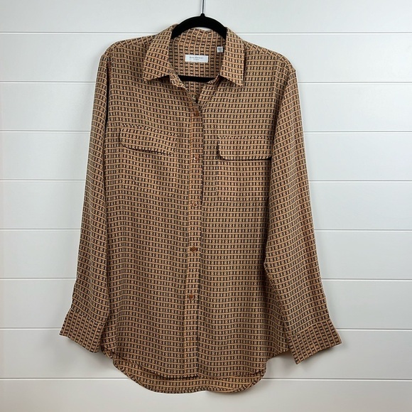 Equipment femme silk button down blouse monogram size M tan and teal - Picture 1 of 6